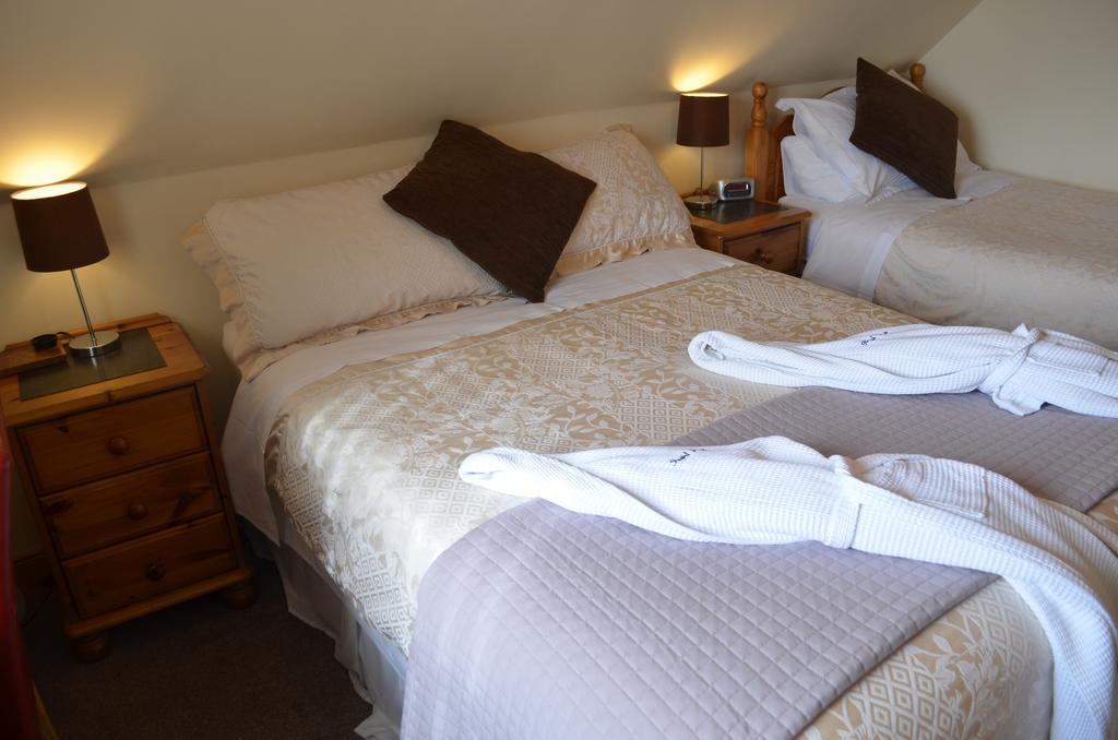シーハウシズ Regal House Bed & Breakfast エクステリア 写真